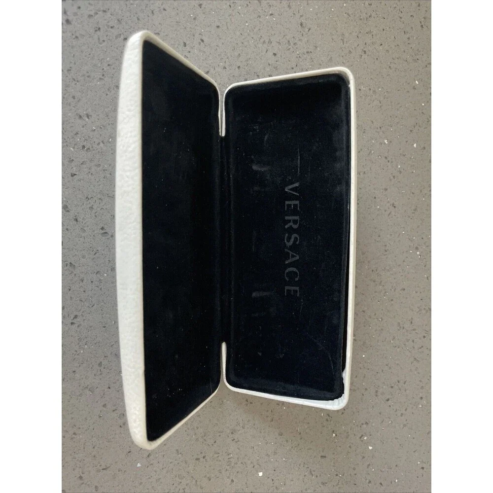 VERSACE WHITE HARD LEATHER CLAMSHELL SUNGLASSES EYEGLASSES CASE 160mmx70mmx55mm